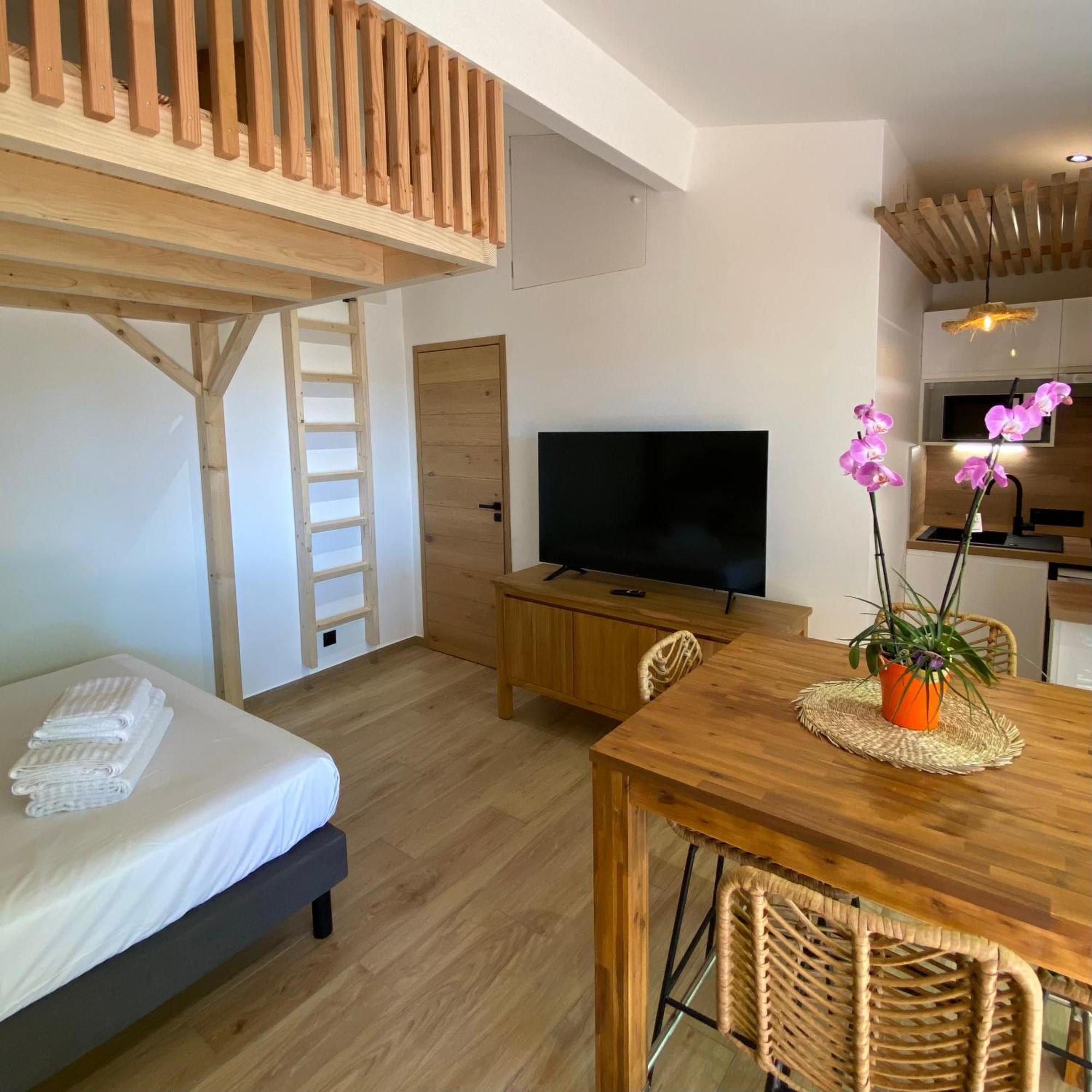 Villa Les Jardins De L'Oustal Narbonne Zimmer foto
